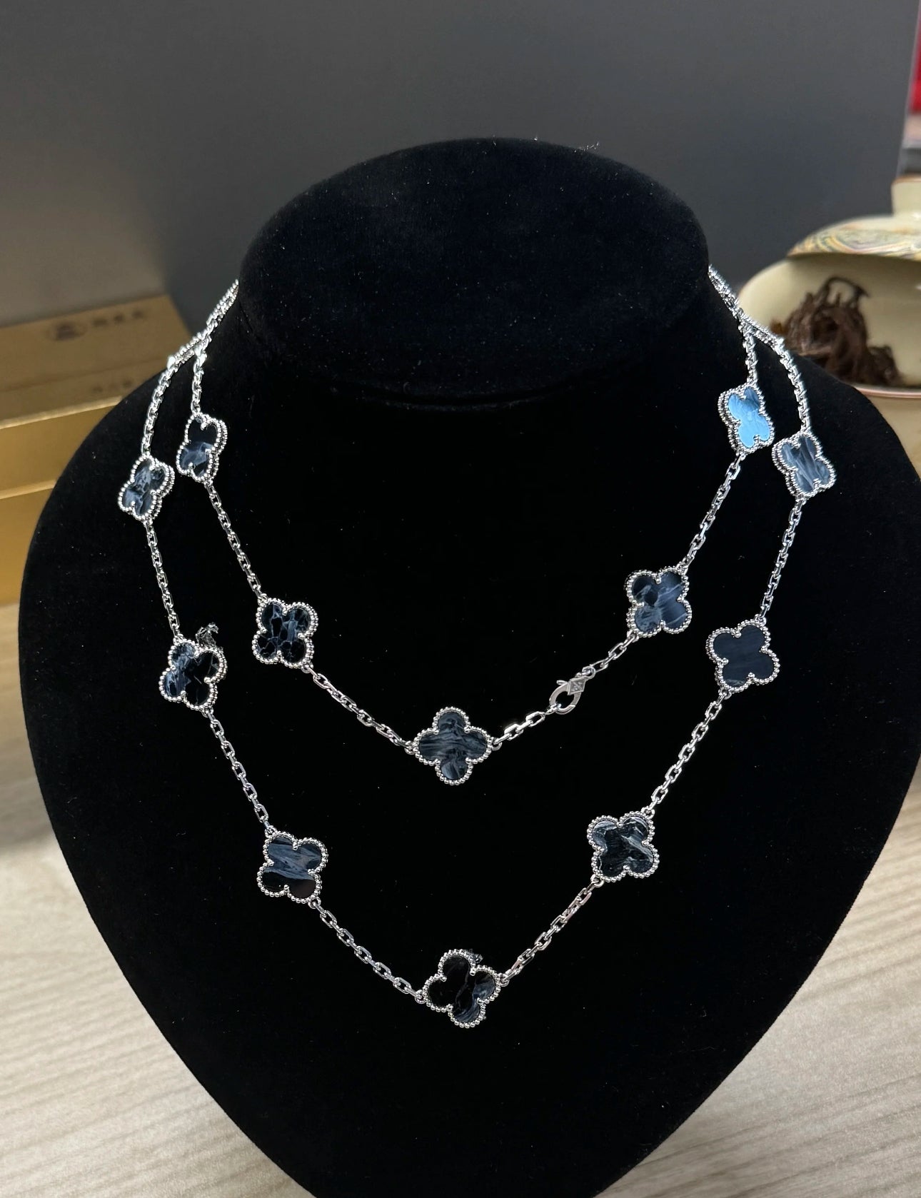 [Windsor Jewelry]CLOVER 20 MOTIFS BIDE STONE NECKLACE