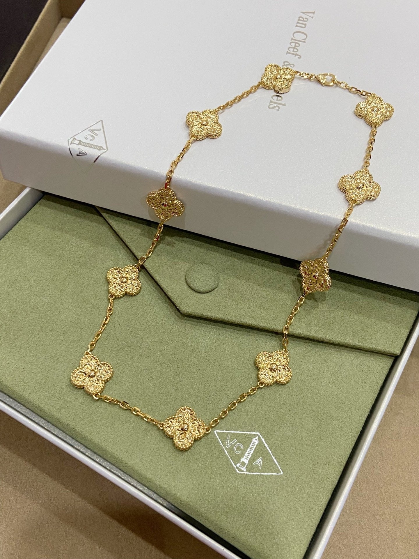 [Windsor Jewelry]CLOVERS THE 10-MOTIFS NECKLACE