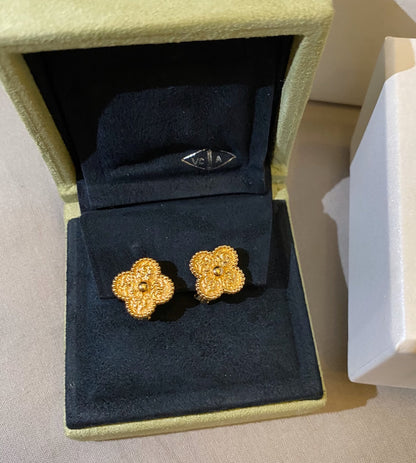 [Windsor Jewelry]CLOVER MEDIUM 1 MOTIFS LAVA EARRINGS