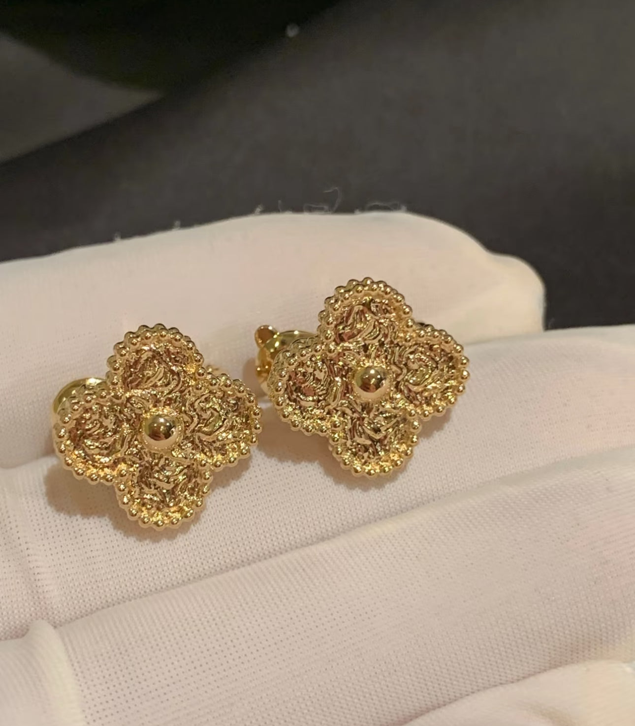 [Windsor Jewelry]CLOVER MEDIUM 1 MOTIFS LAVA EARRINGS