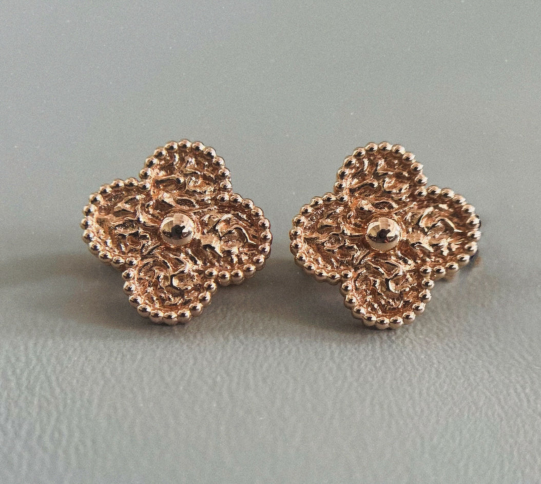 [Windsor Jewelry]CLOVER MEDIUM 1 MOTIFS LAVA EARRINGS