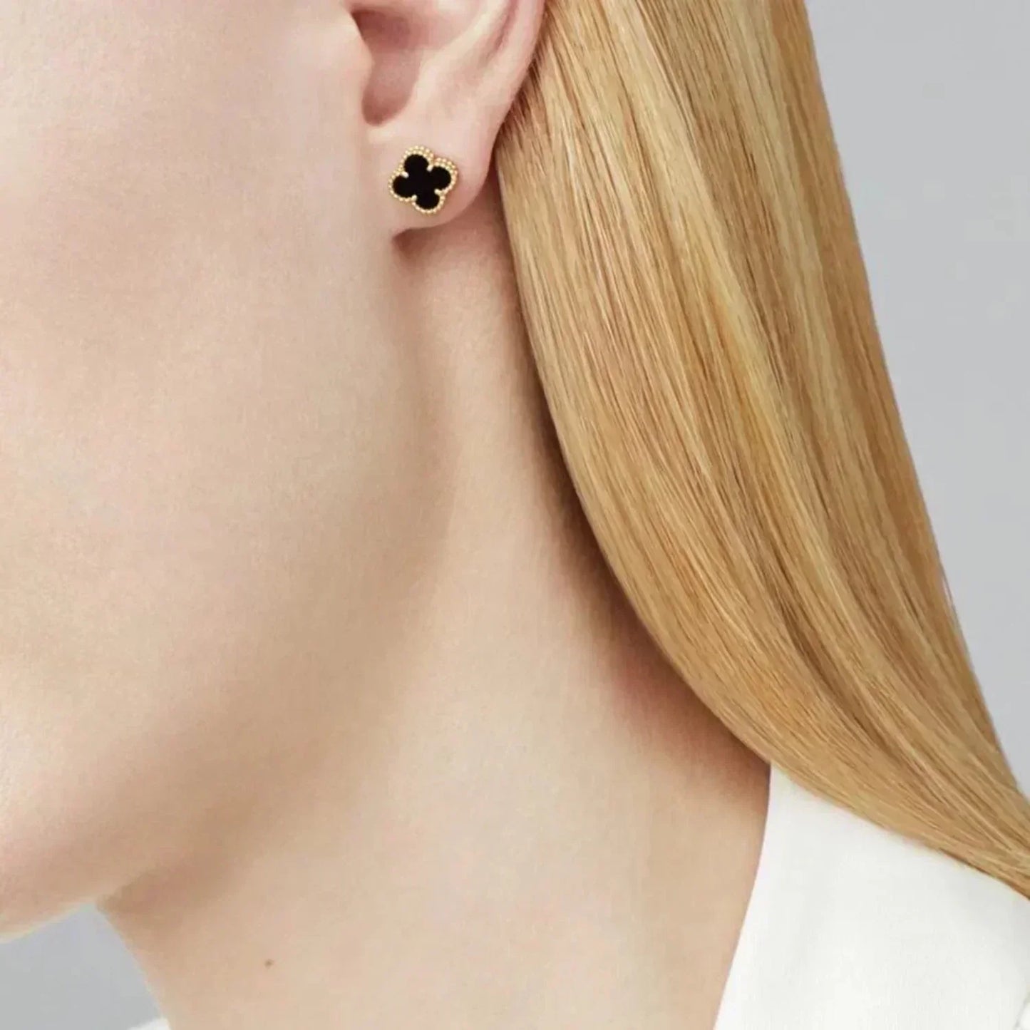 [Windsor Jewelry]CLOVER MINI 9.5MM BLACK MOP EARRINGS