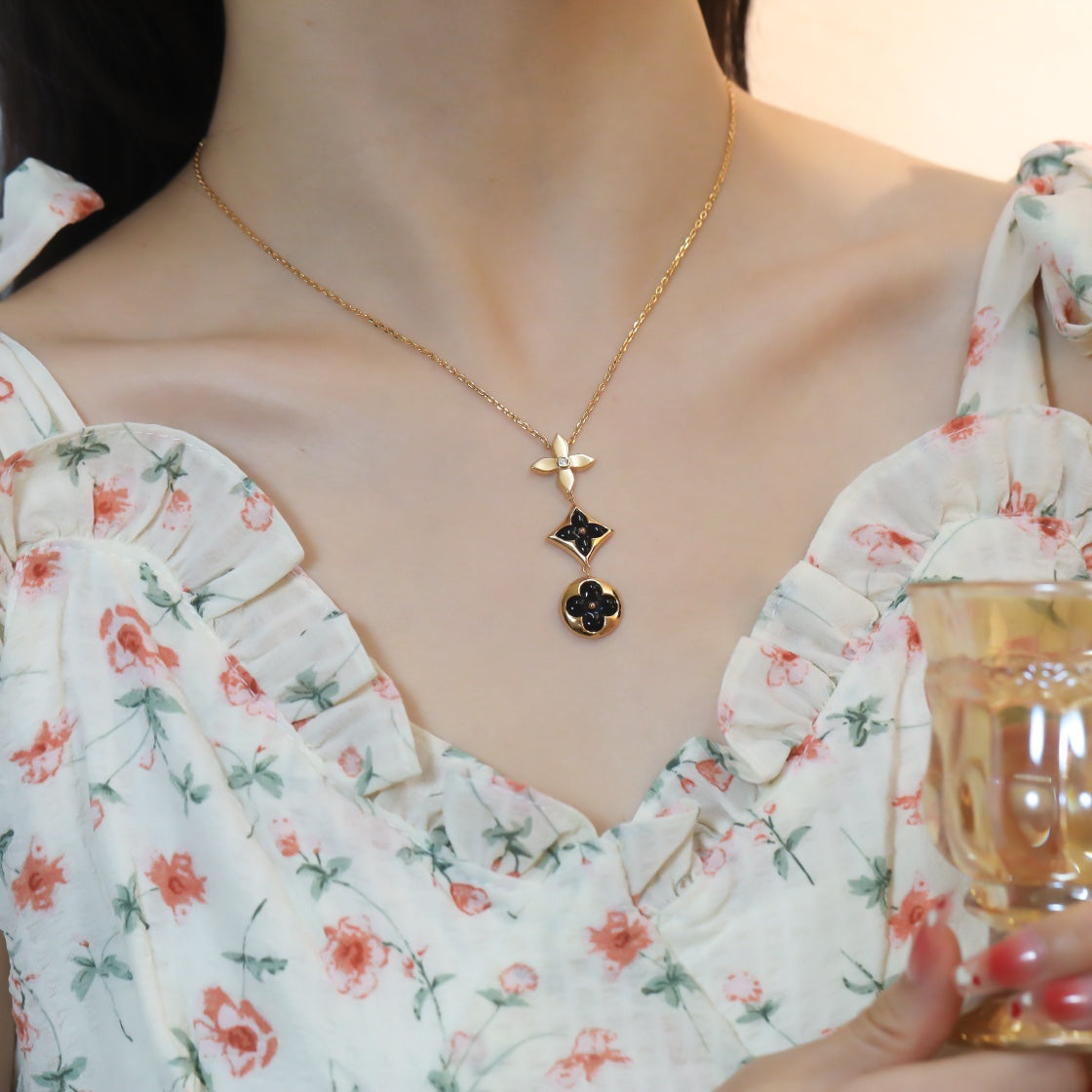 [Windsor Jewelry]STAR AND SUN ONYX PINK GOLD NECKLACE