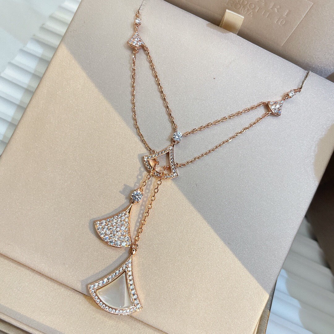 [Windsor Jewelry]DREAM NECKLACE WHITE MOP FULL DIAMOND