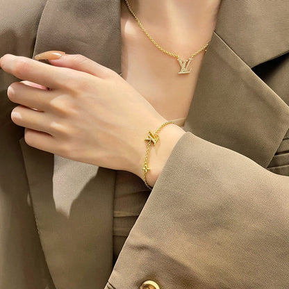 [Windsor Jewelry]LOGO STAR MOTIF GOLD BRACELET