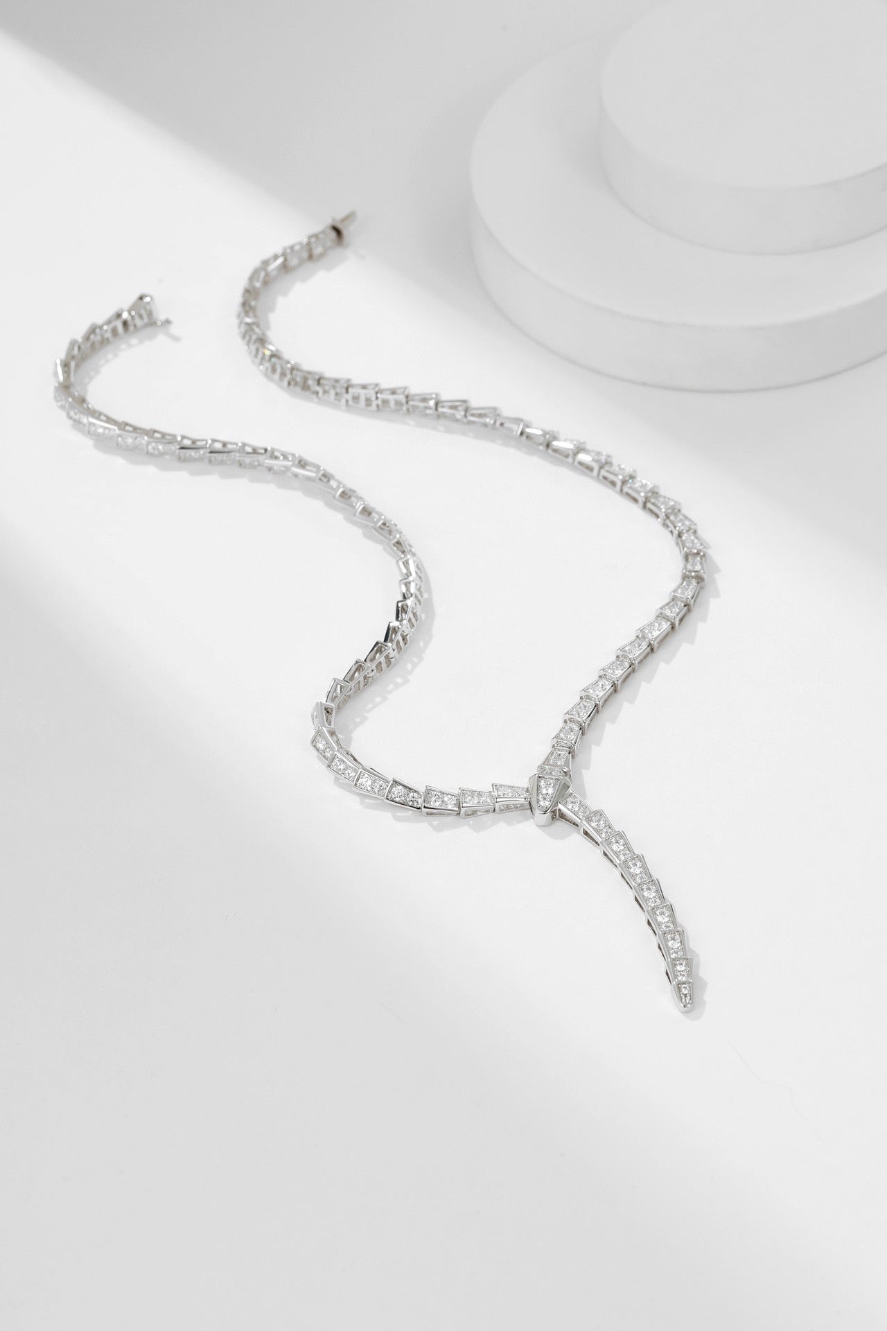 [Windsor Jewelry]SERPENTI NECKLACE SILVER DIAMOND