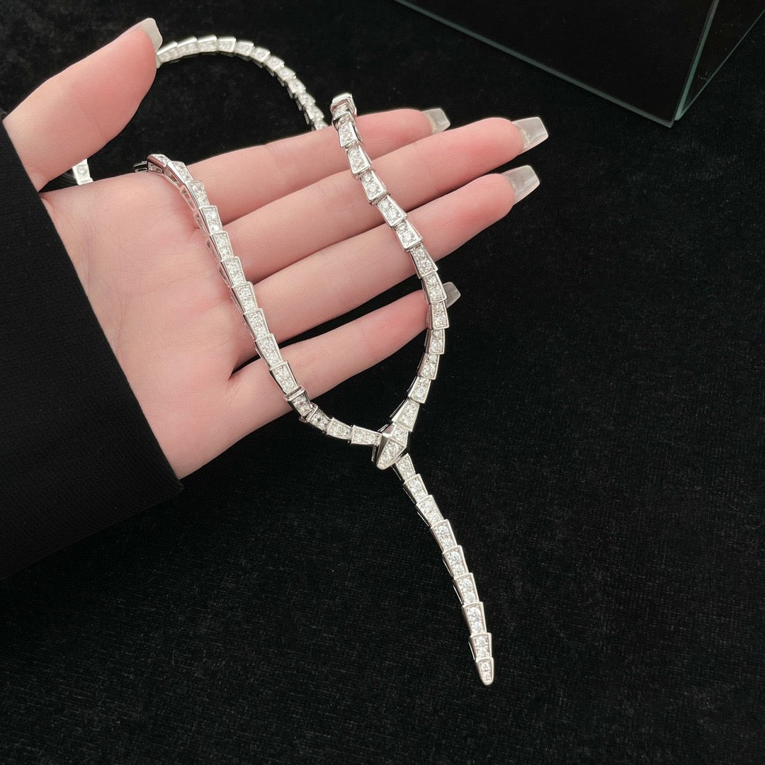 [Windsor Jewelry]SERPENTI NECKLACE SILVER DIAMOND