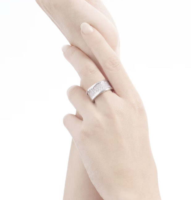 [Windsor Jewelry]ZERO 1 WITH PAVED DIAMONDS ON THE SPIRAL RING
