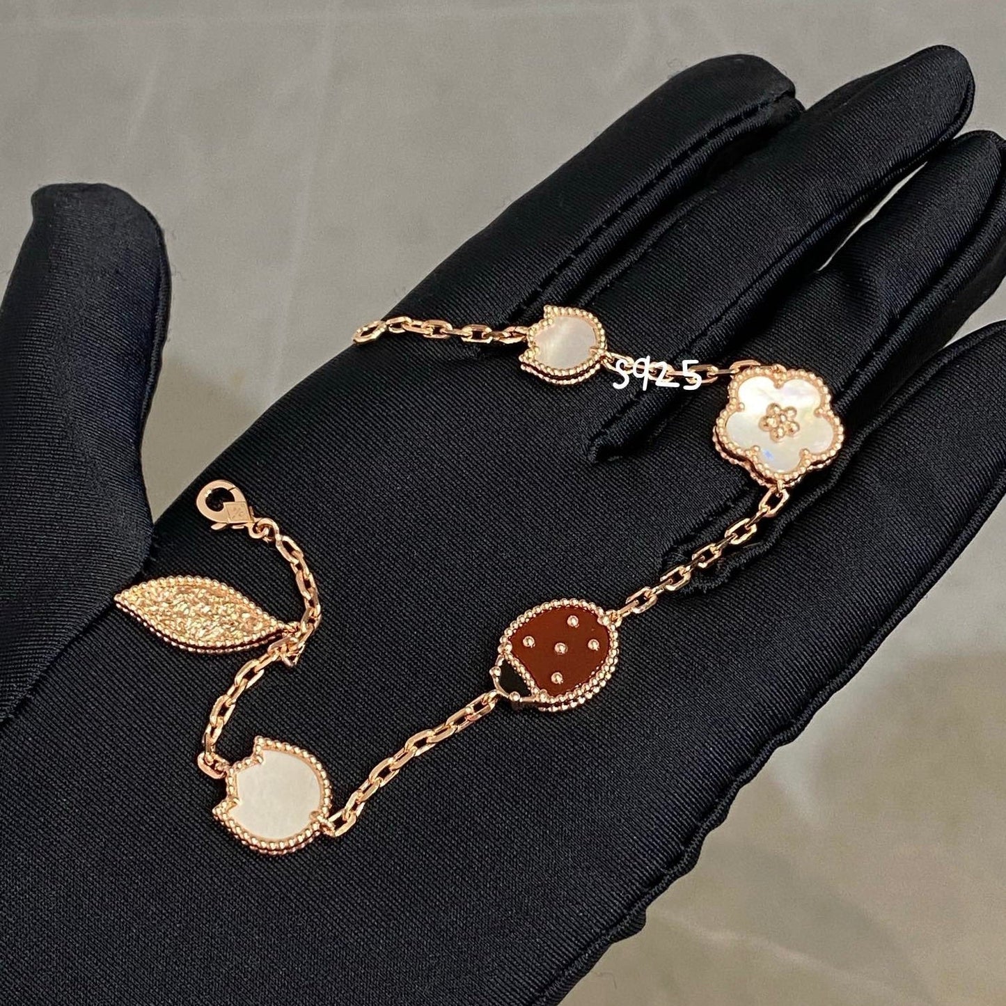 [Windsor Jewelry]LUCKY SPRING 5 MOTIF BRACELET