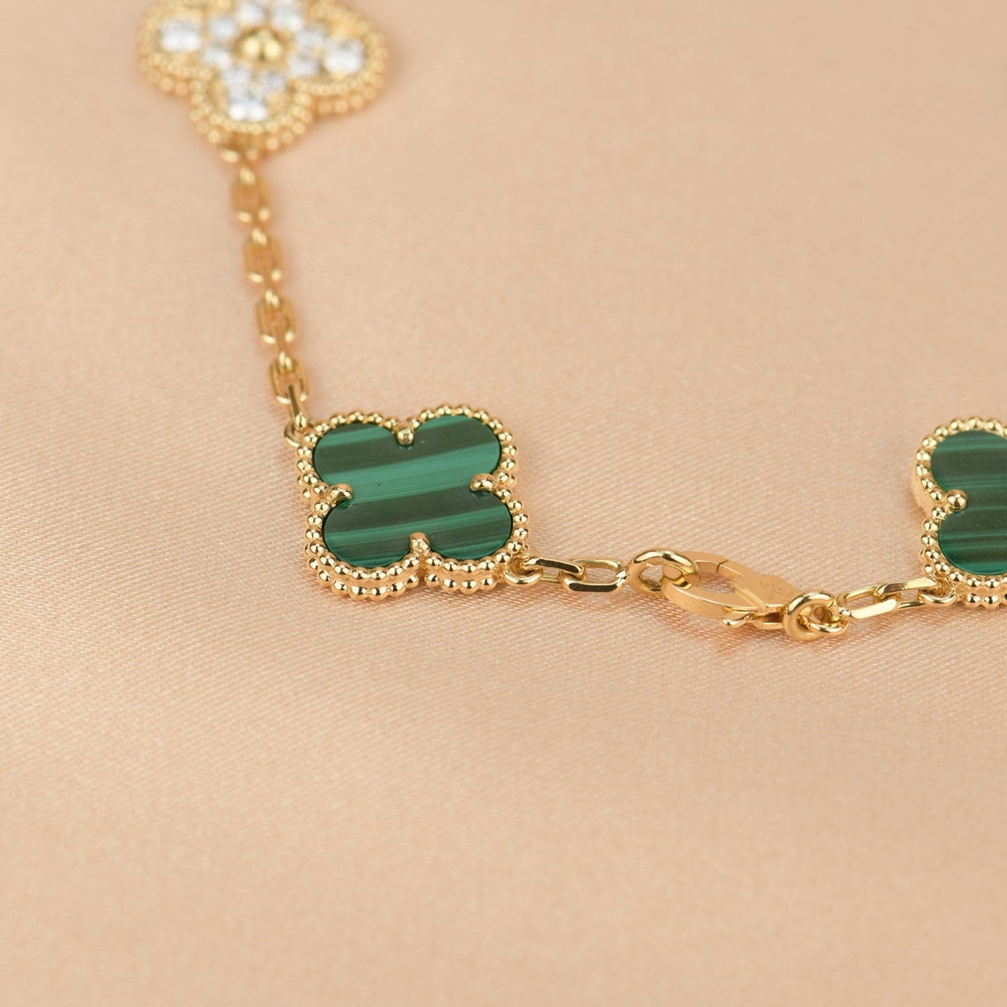 [Windsor Jewelry]CLOVER  5 MOTIF MALACHITE DIAMOND BRACELET