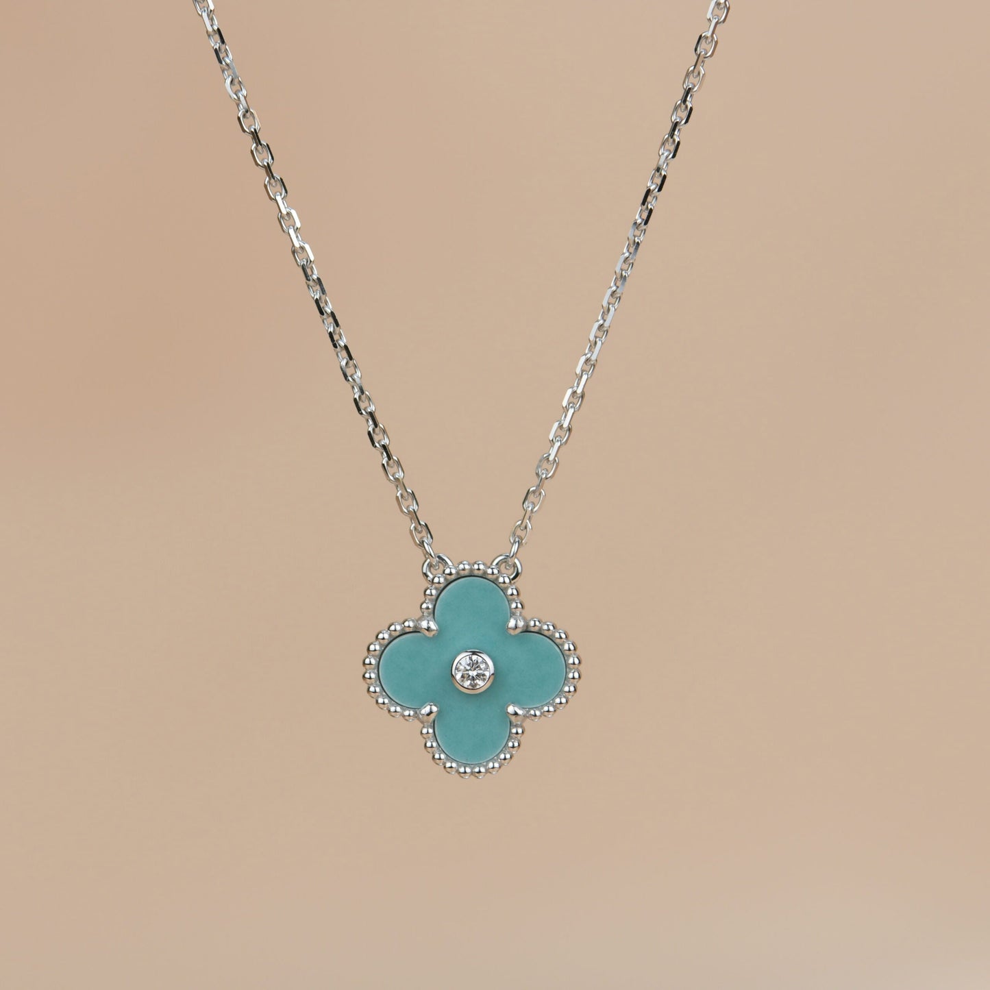 [Windsor Jewelry]CLOVER 15MM DIAMOND SVRES PORCELAIN  NECKLACE SILVER