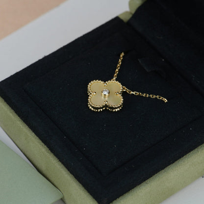 [Windsor Jewelry]CLOVER 15MM DIAMOND GOLD MOTHER OF PEARL NECKLACE