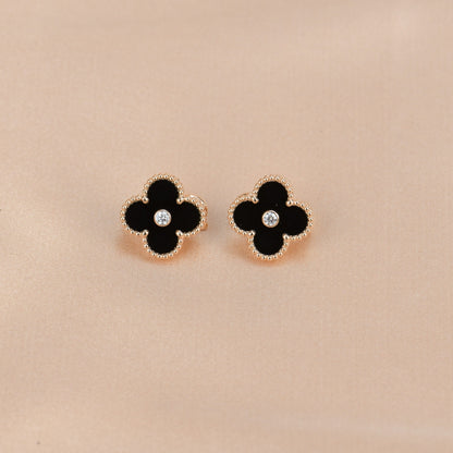 [Windsor Jewelry]CLOVER MEDIUM 1 MOTIFS ONYX DIAMOND EARRINGS