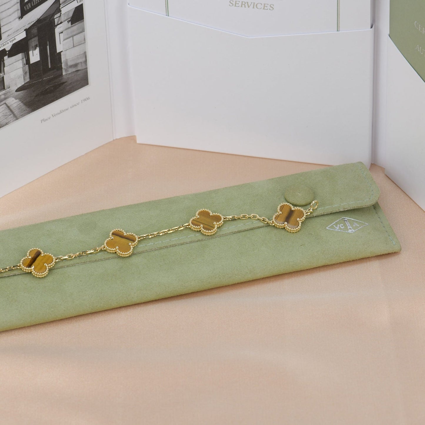 [Windsor Jewelry]CLOVER  5 MOTIFS TIGER EYE BRACELET