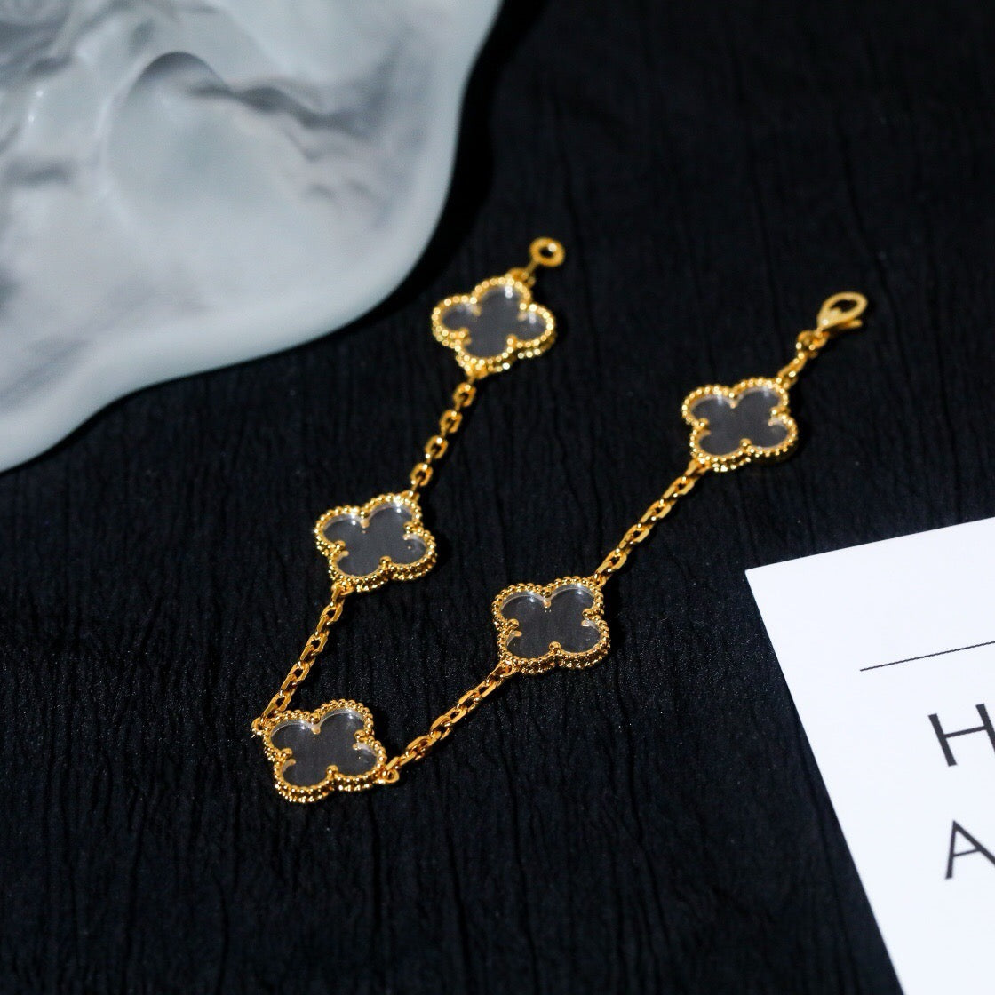 [Windsor Jewelry]CLOVER 5 MOTIF ROCK CRYSTAL PINK GOLD BRACELET