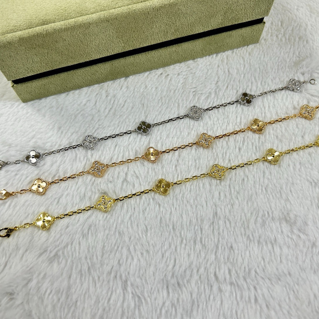 [Windsor Jewelry]CLOVER 6 MOTIF DIAMOND LASER BRACELET