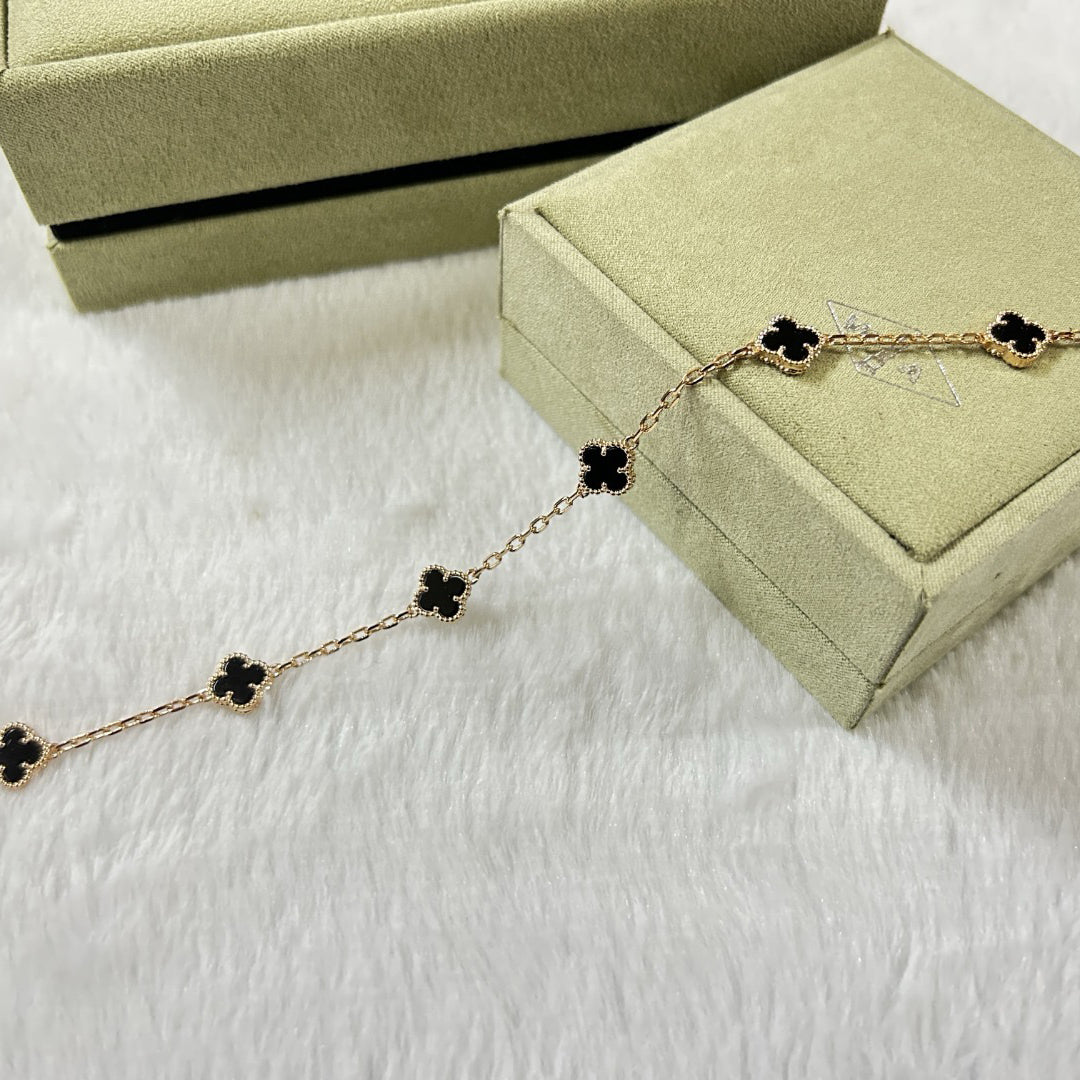 [Windsor Jewelry]CLOVER 6 MOTIF  ONYXS BRACELET