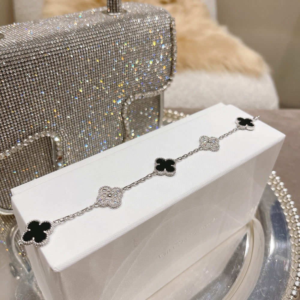 [Windsor Jewelry]CLOVER 5 MOTIF ONYXS DIAMOND BRACELET SILVER