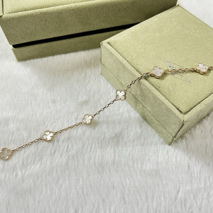[Windsor Jewelry]CLOVER 6 MOTIF WHITE MOP BRACELET