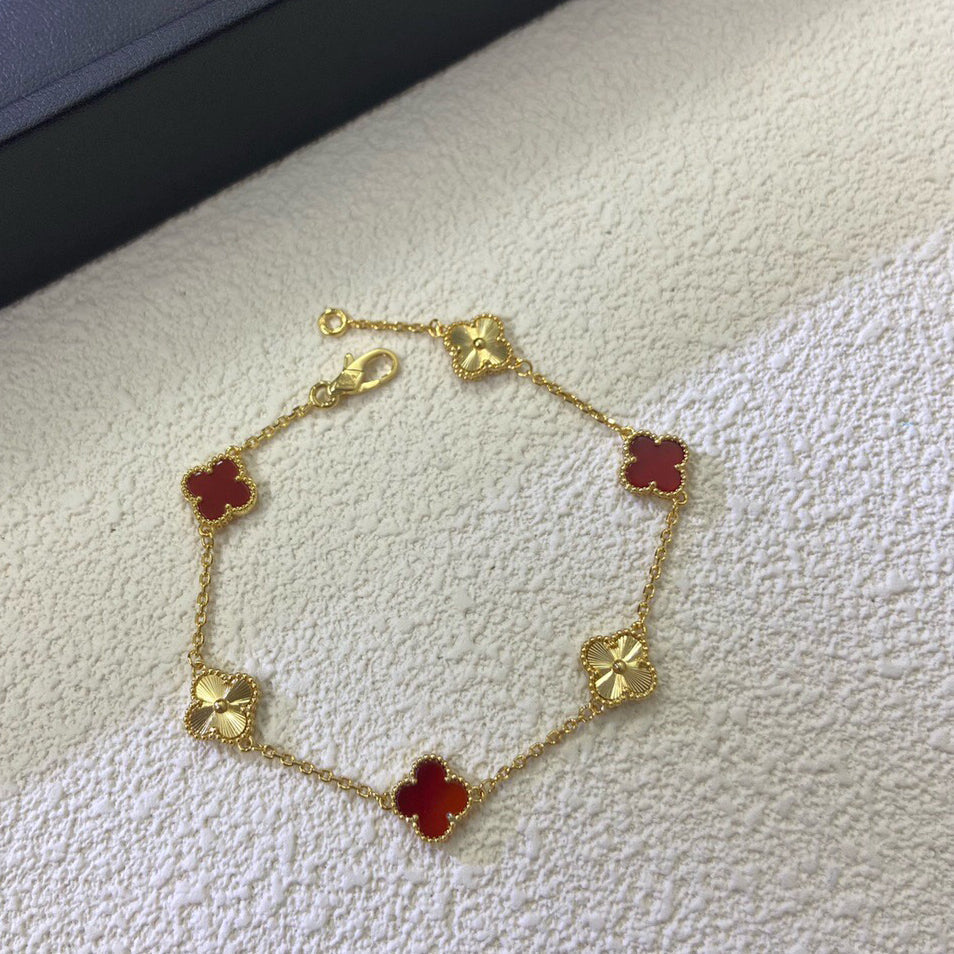[Windsor Jewelry]CLOVER 6 MOTIF RED AGATE LASER BRACELET