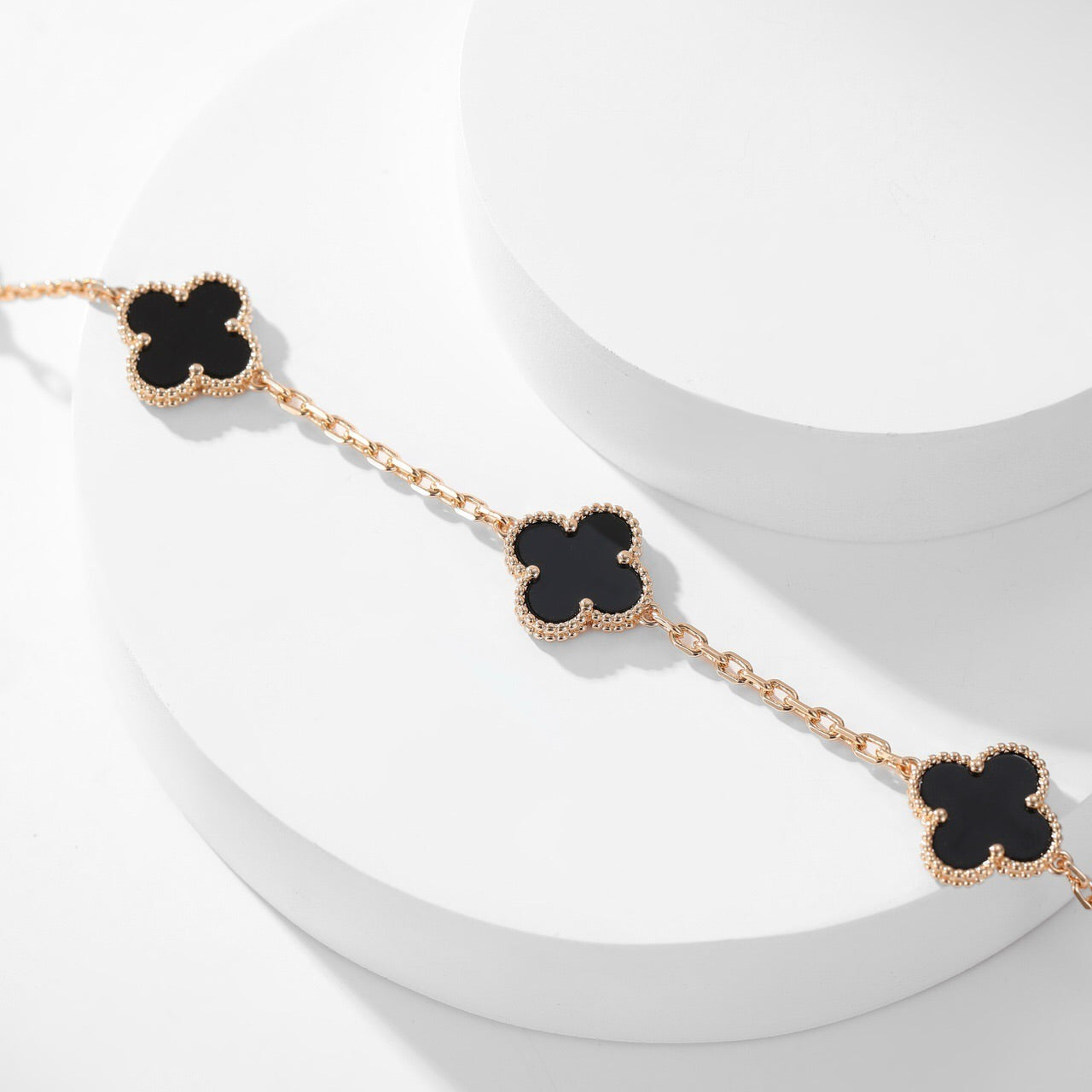 [Windsor Jewelry]CLOVERS THE 10-MOTIFS ONYX NECKLACE