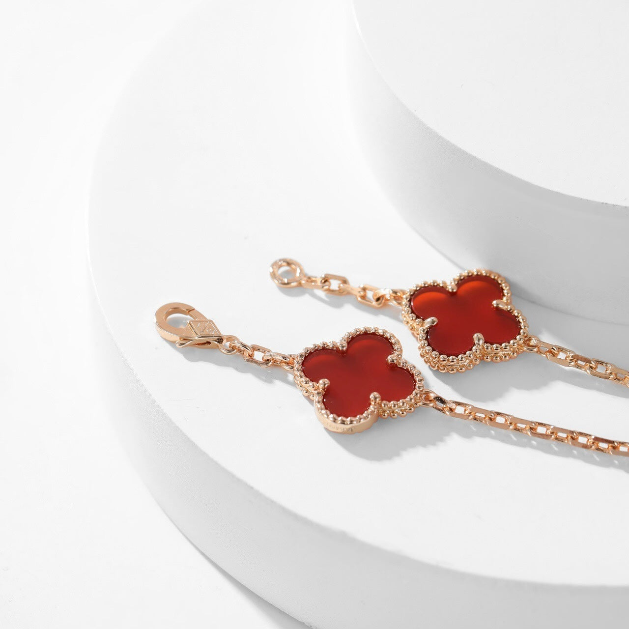 [Windsor Jewelry]CLOVERS THE  10-MOTIFS CARNELIAN NECKLACE