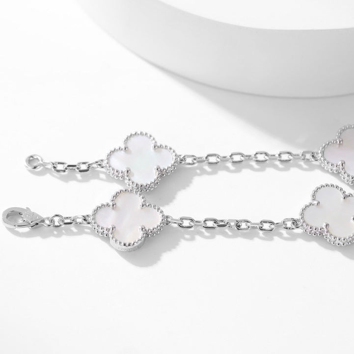 [Windsor Jewelry]CLOVERS THE 10-MOTIFS WHITE MOTHER OF PEARL NECKLACE