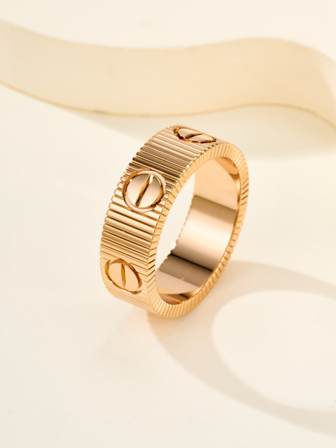 [Windsor Jewelry]LOVE UNLIMITED RING