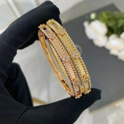 [Windsor Jewelry]CLOVER BRACELET 4MM DIAMONDS