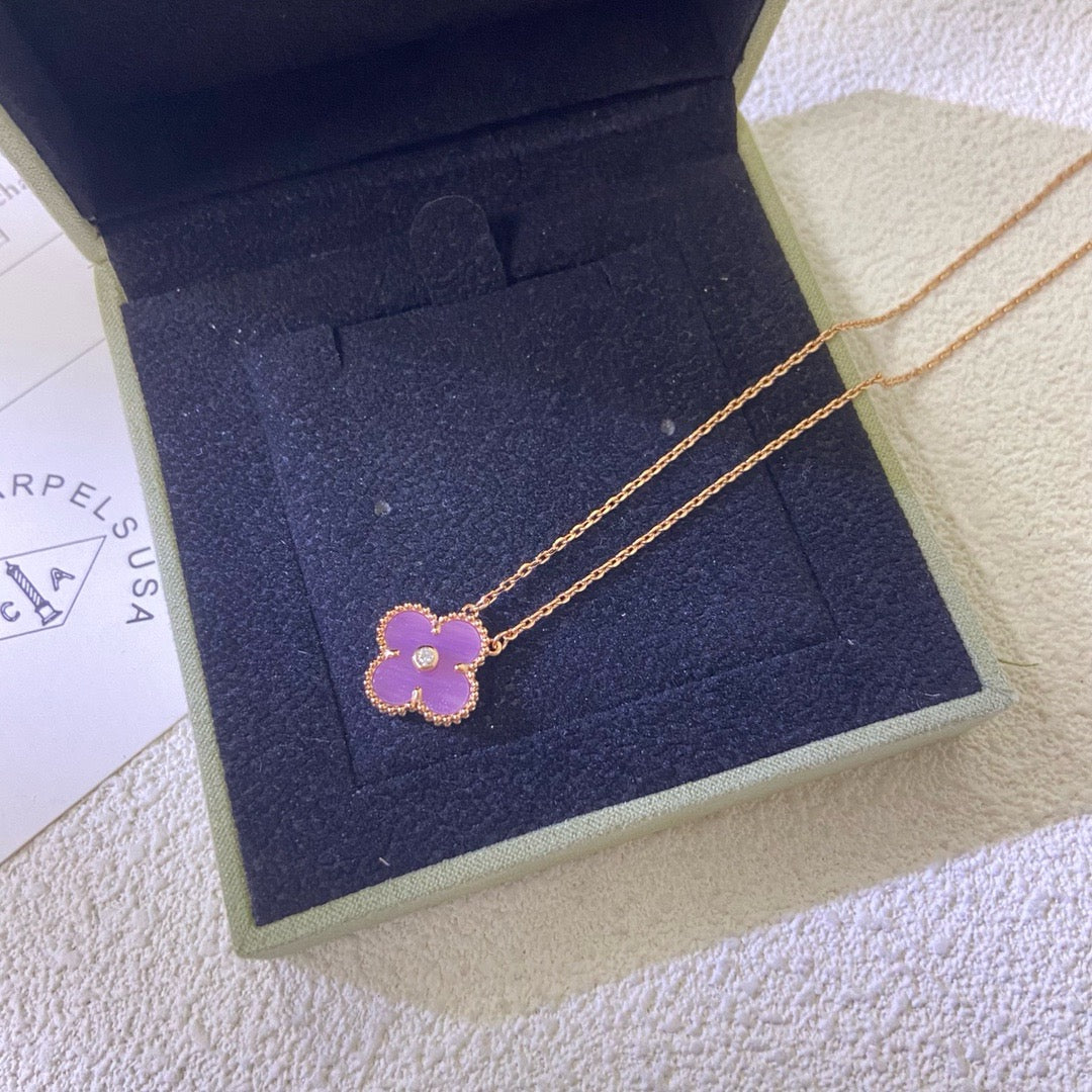 [Windsor Jewelry]CLOVER 15MM DIAMOND  PURPLE VIOLET NECKLACE