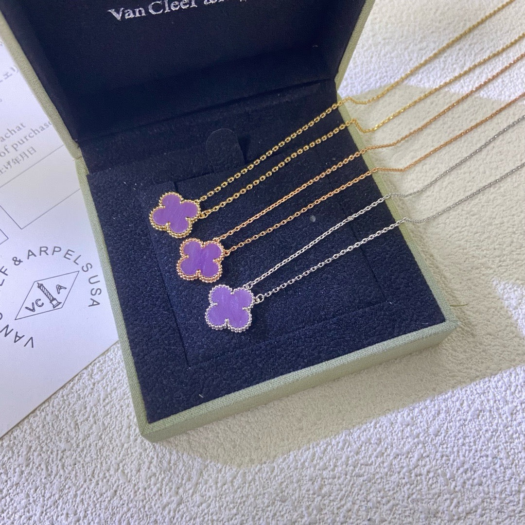 [Windsor Jewelry]CLOVER 15MM  PURPLE VIOLET NECKLACE