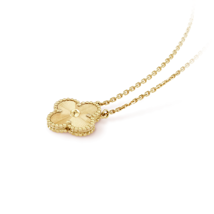[Windsor Jewelry]CLOVER 15MM LASER NECKLACE