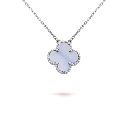 [Windsor Jewelry]CLOVER 15MM BLUE CHALCEDONY NECKLACE SILVER
