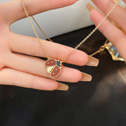 [Windsor Jewelry]LUCKY  CARNELIANS LADYBUG NECKLACE
