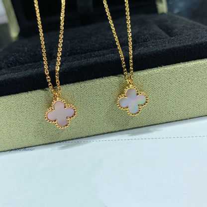 [Windsor Jewelry]CLOVER 15MM PINK MOTHER-OF-PEARL SINGLE FLOWER NECKLACE