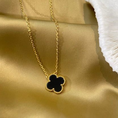[Windsor Jewelry]CLOVER 15MM BLACK ONYX SINGLE FLOWER NECKLACE