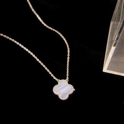 [Windsor Jewelry]CLOVER 15MM BLUE CHALCEDONY NECKLACE SILVER