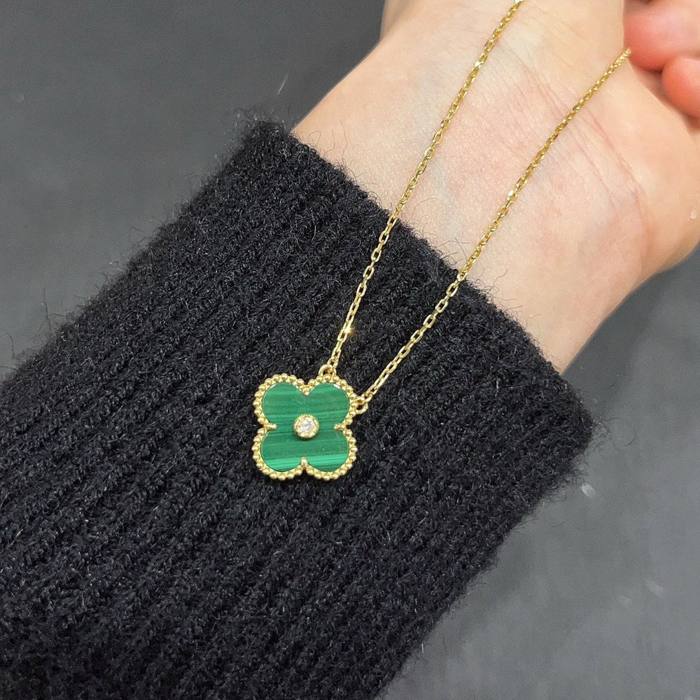 [Windsor Jewelry]CLOVER 15MM DIAMOND TURQUOISE NECKLACE