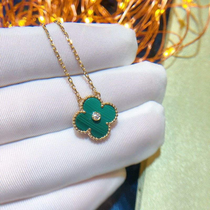 [Windsor Jewelry]CLOVER 15MM DIAMOND TURQUOISE NECKLACE