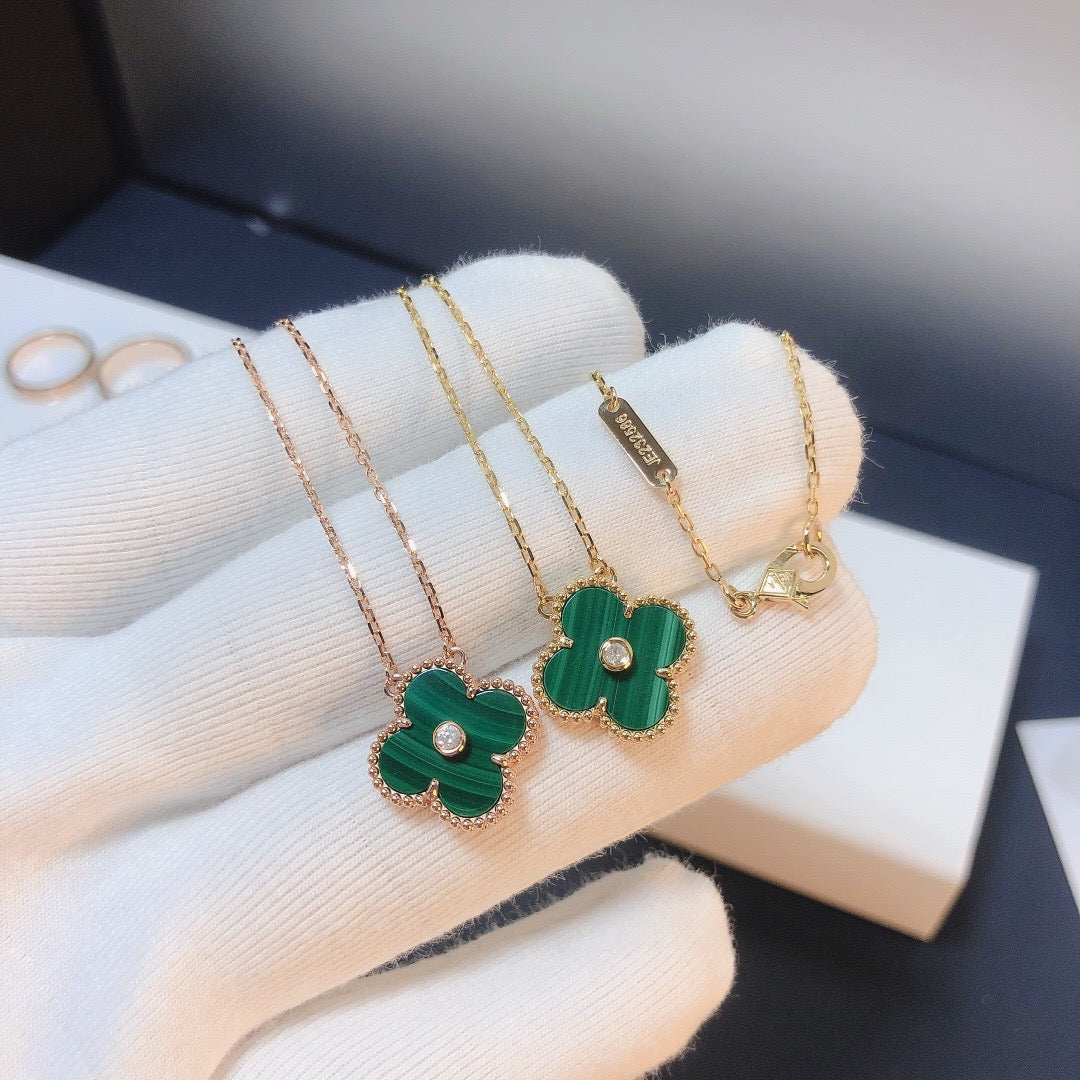 [Windsor Jewelry]CLOVER 15MM DIAMOND TURQUOISE NECKLACE
