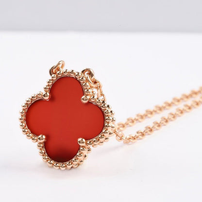 [Windsor Jewelry]CLOVER 15MM CARNELIAN SINGLE FLOWER NECKLACE