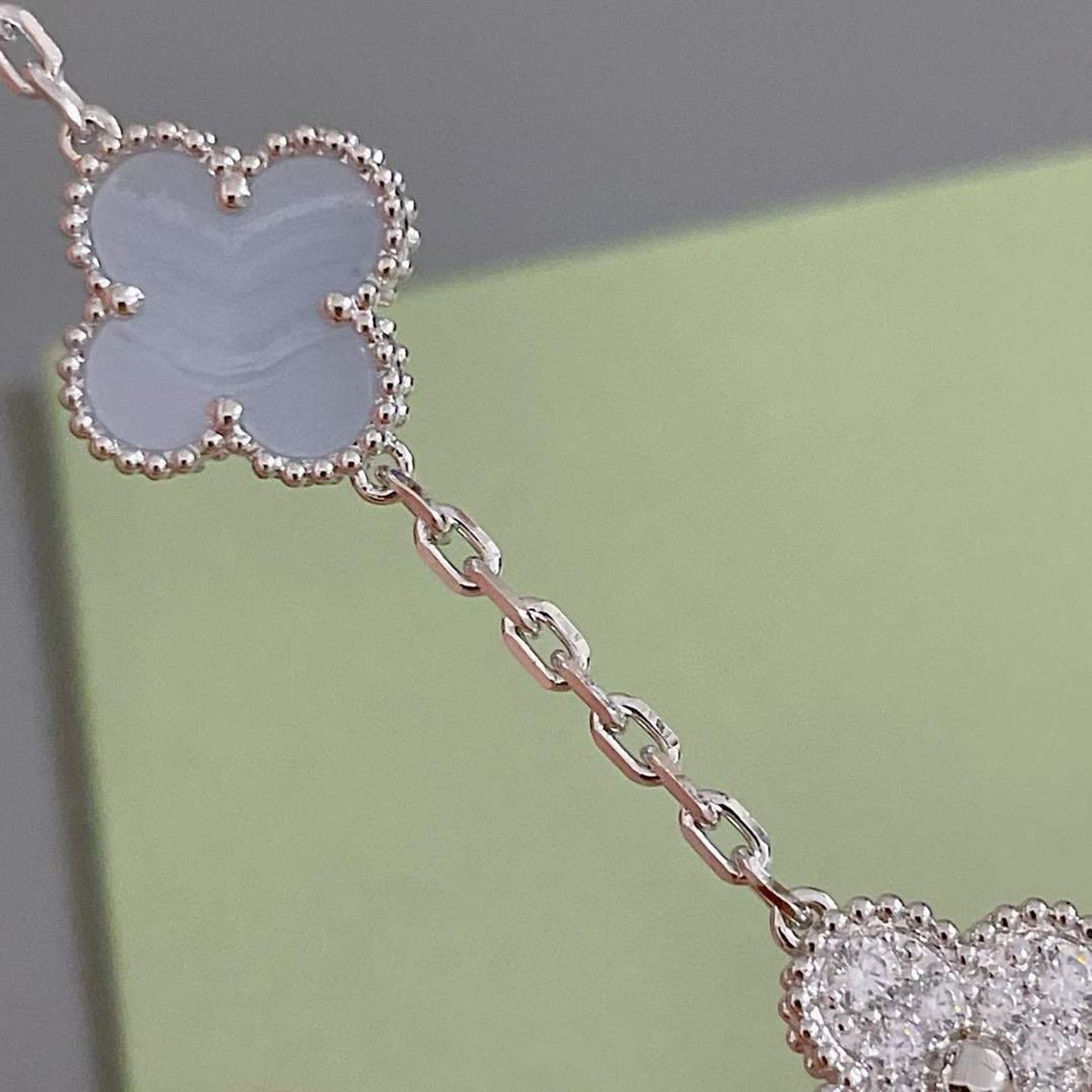 [Windsor Jewelry]CLOVER  5 MOTIF DIAMOND PURPLE CHALCEDONY BRACELET SILVER