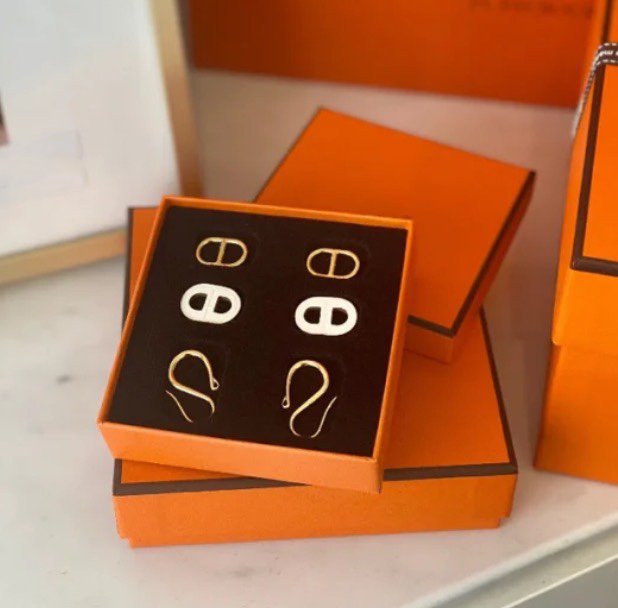 [Windsor Jewelry]HM O'MAILLON GOLD EARRINGS