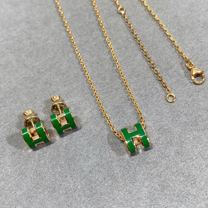[Windsor Jewelry]POP H GREEN NECKLACE SILVER AND GOLD