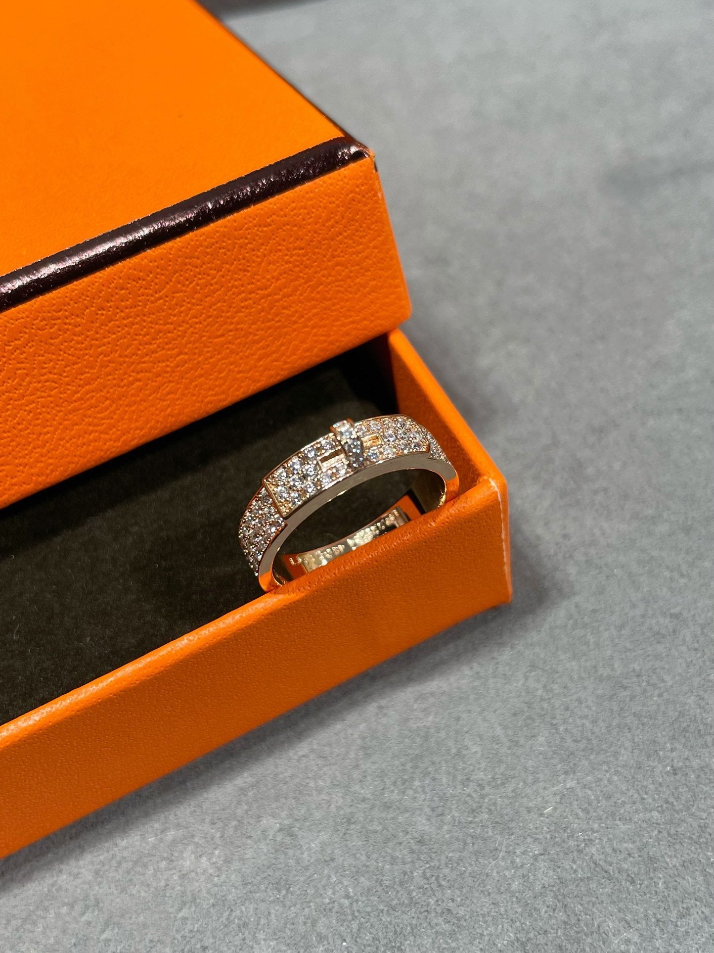 [Windsor Jewelry]KELLY PINK GOLD DIAMOND RING