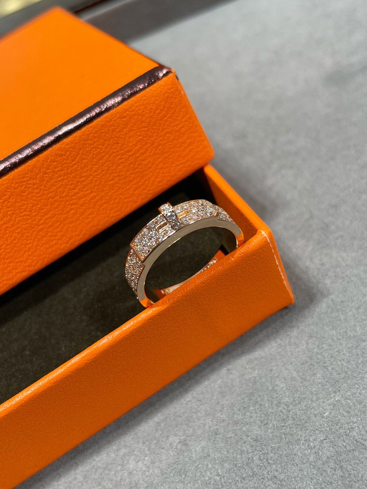 [Windsor Jewelry]KELLY PINK GOLD DIAMOND RING