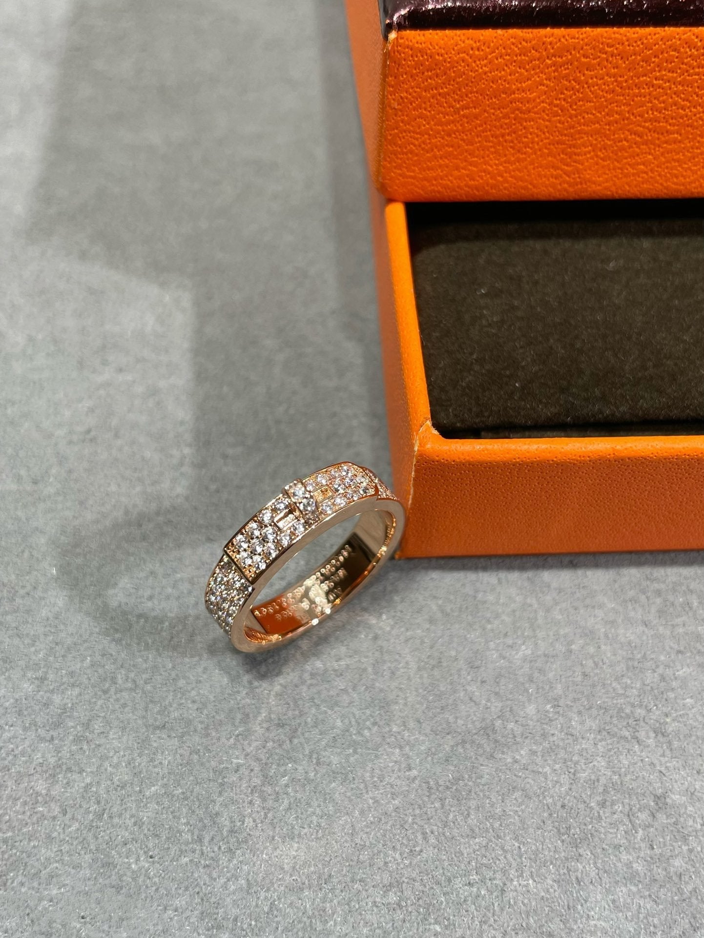 [Windsor Jewelry]KELLY PINK GOLD DIAMOND RING