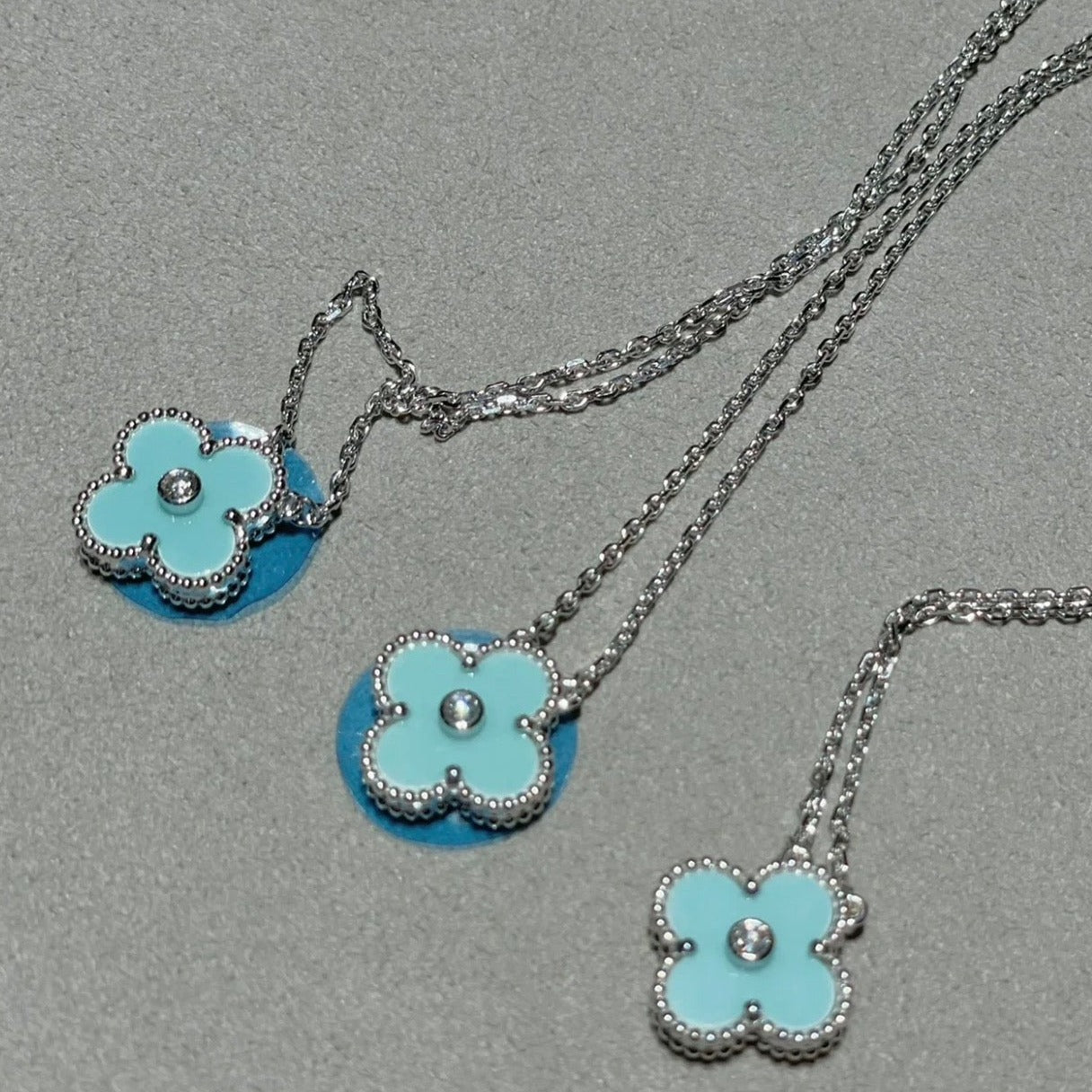 [Windsor Jewelry]CLOVER 1 DIAMOND LIGHT BLUE SILVER NECKLACE