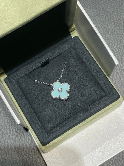 [Windsor Jewelry]CLOVER 1 DIAMOND LIGHT BLUE SILVER NECKLACE