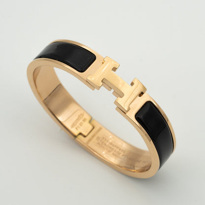 [Windsor Jewelry]H BLACK BRACELET